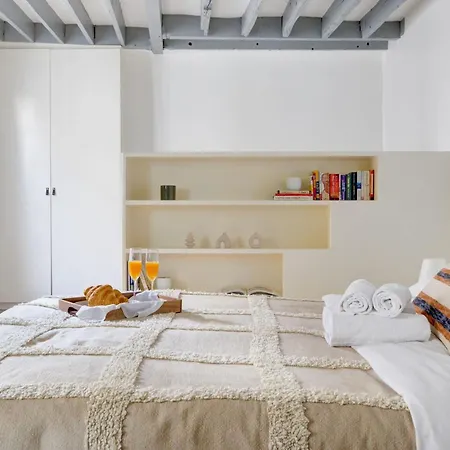 Flat Near Le Marais & Pompidou Apartment